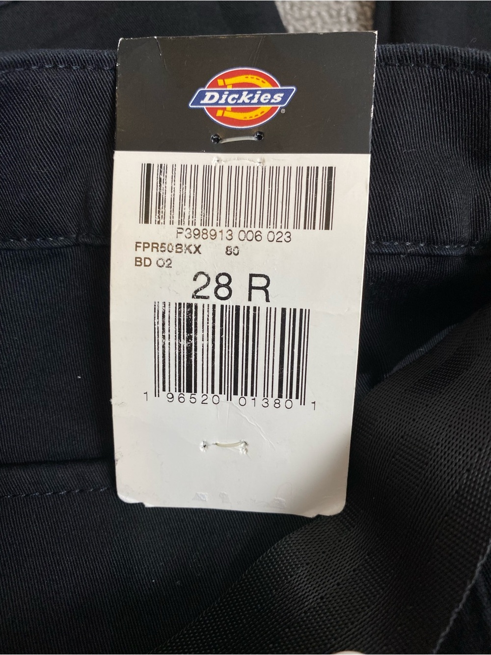 Dickies Women’s Relaxed Fit Cropped Black Utility Cargo Pants with Logo Belt - Picture 3 of 6